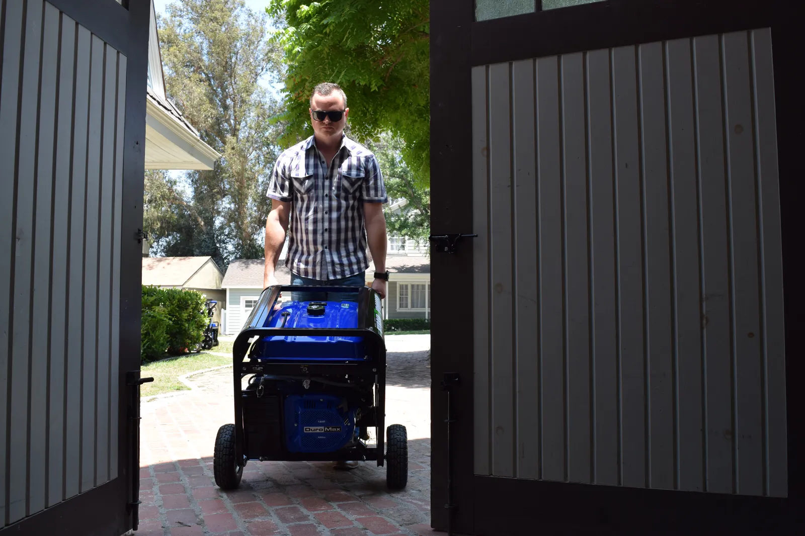 10,000 Watt Dual Fuel Portable Generator