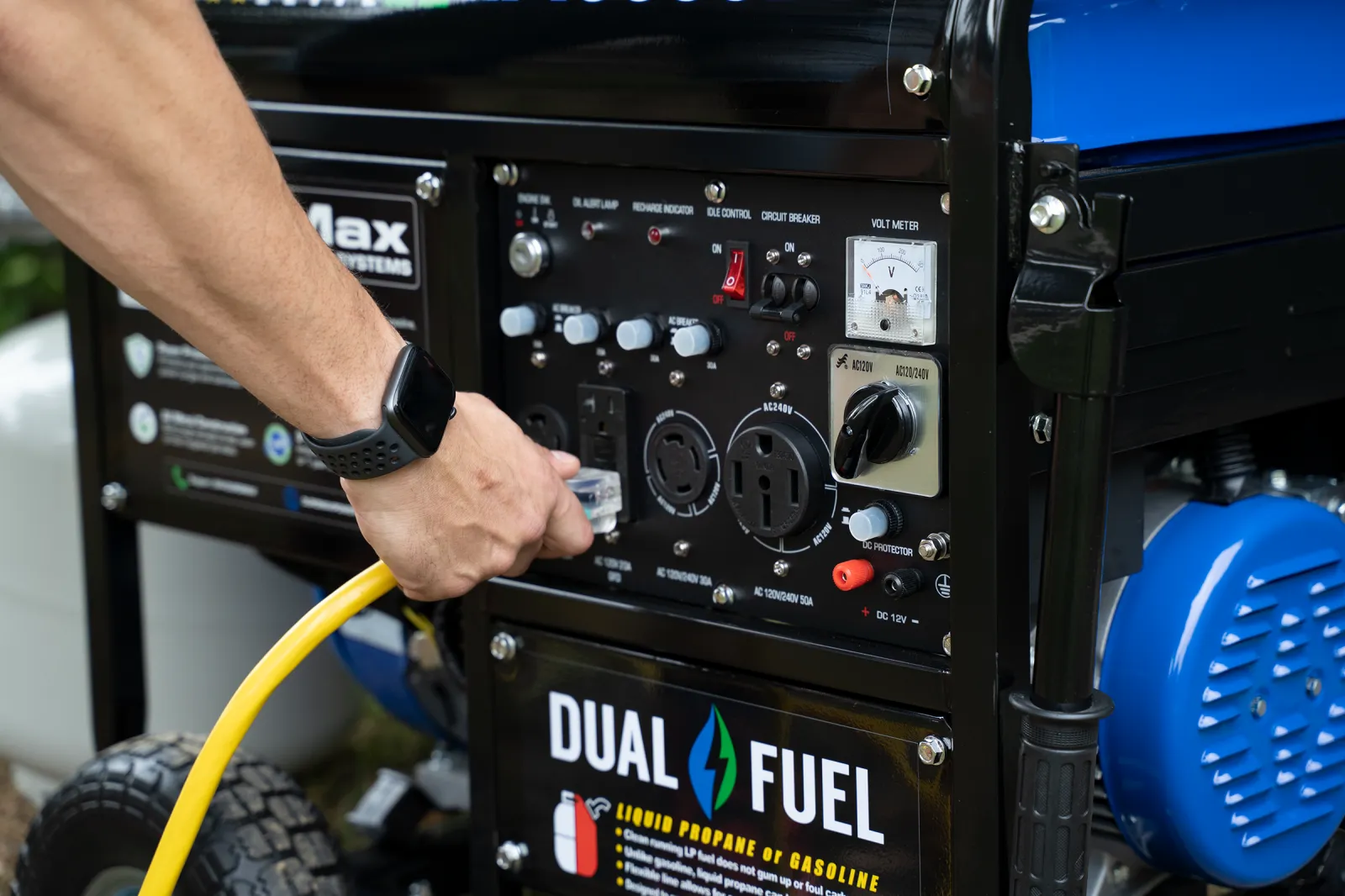 10,000 Watt Dual Fuel Portable Generator