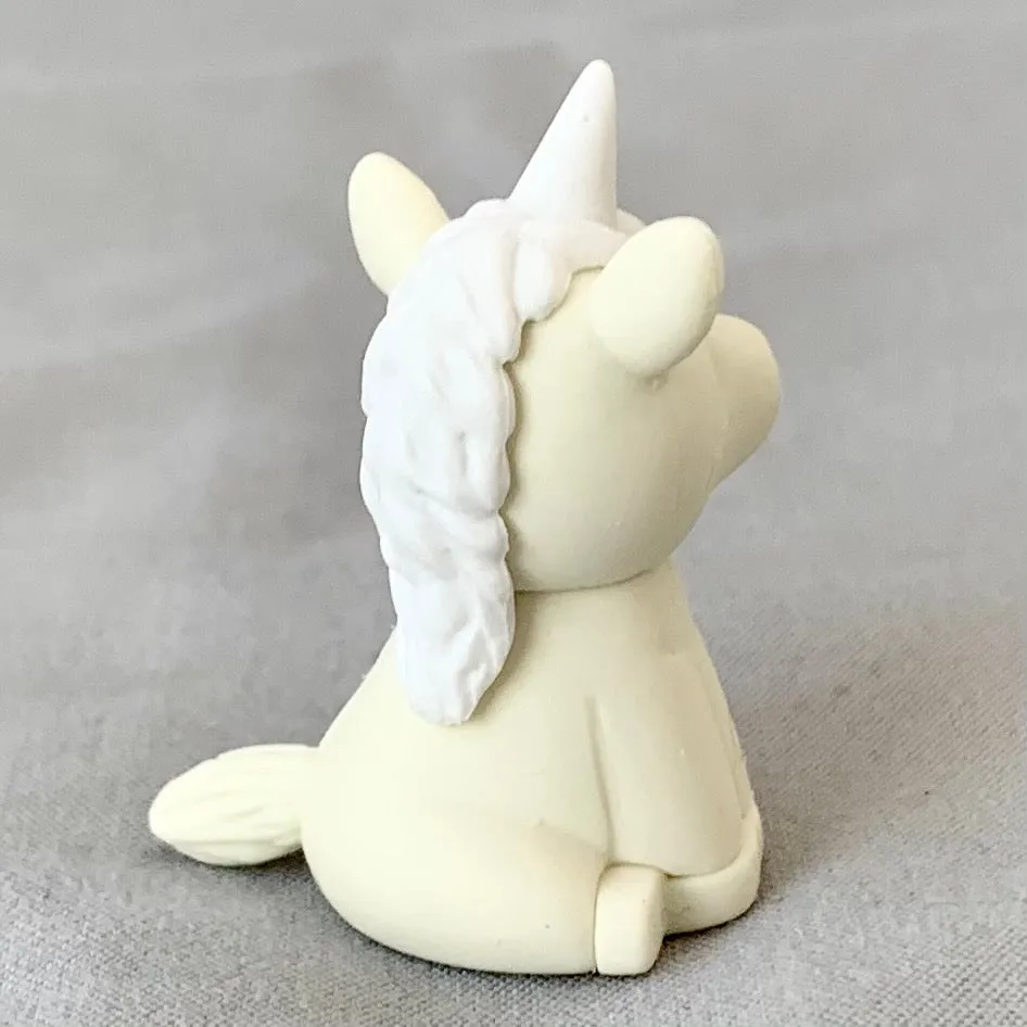 380561 WHITE UNICORN ERASER-30