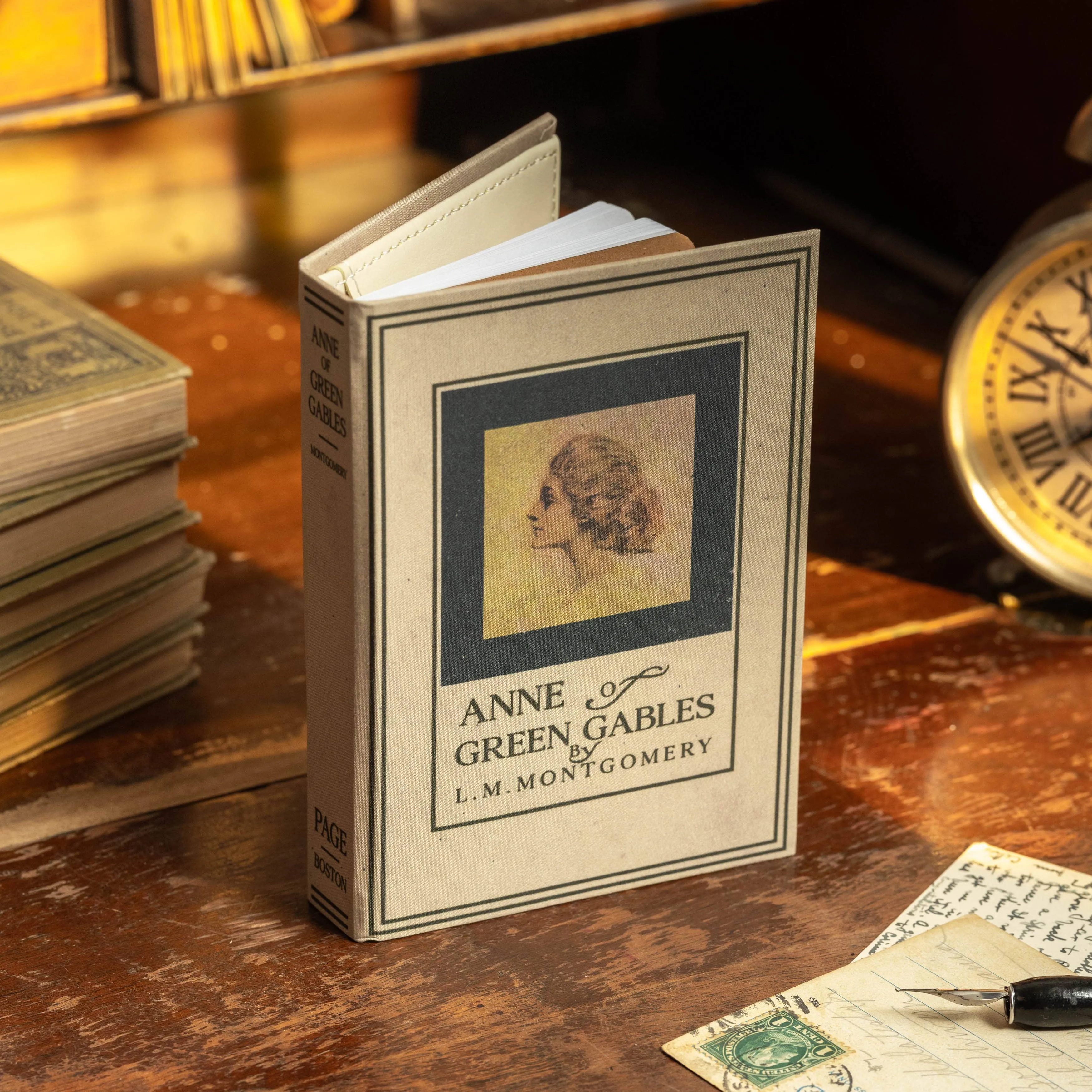 Anne of Green Gables Passport/Notebook Wallet | Lucy Maud Montgomery 1908