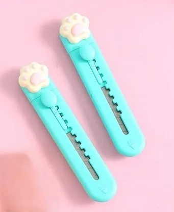 Cute Paw Mini Push Cutter.