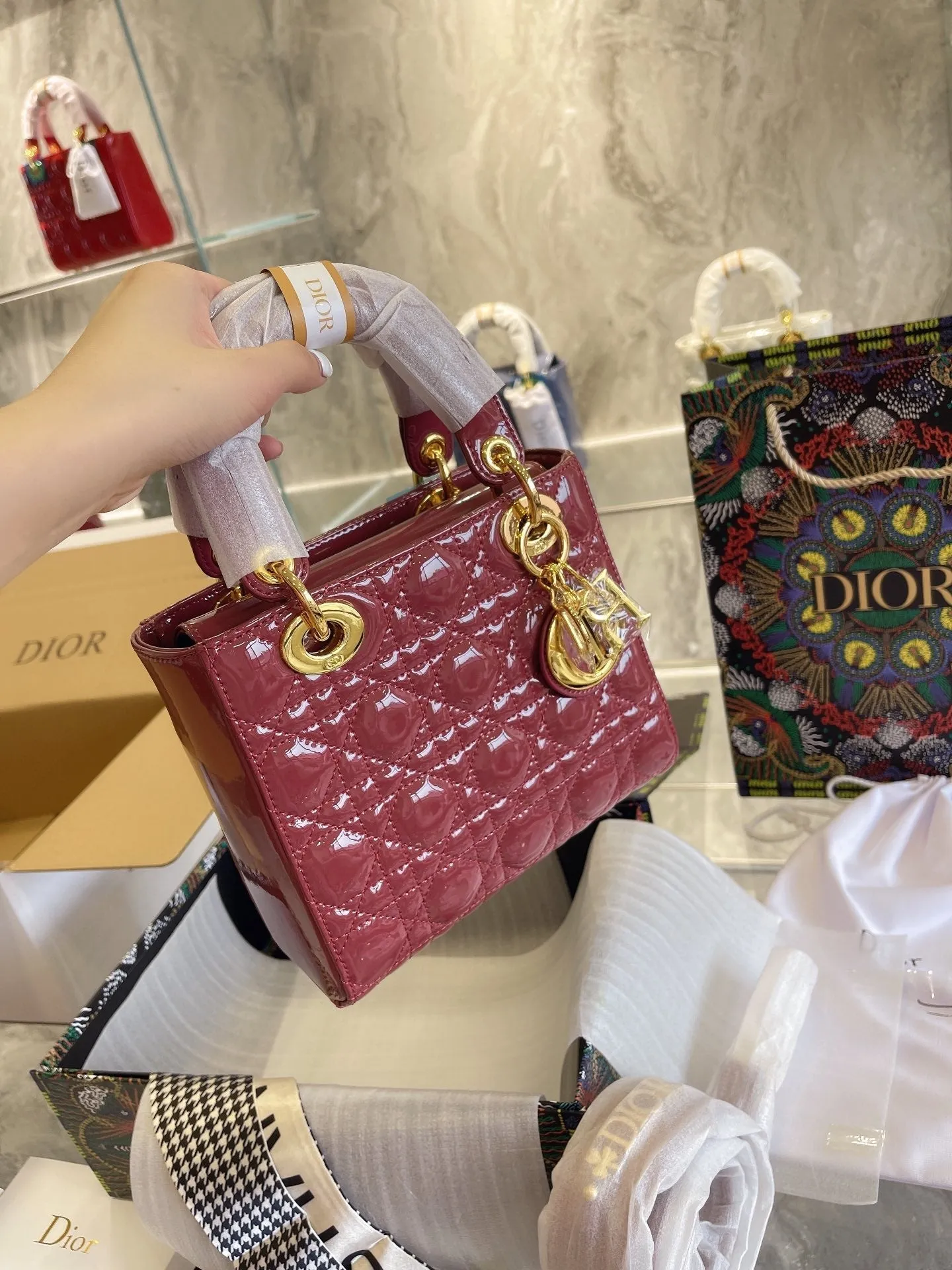 Designer Handbags DR 320