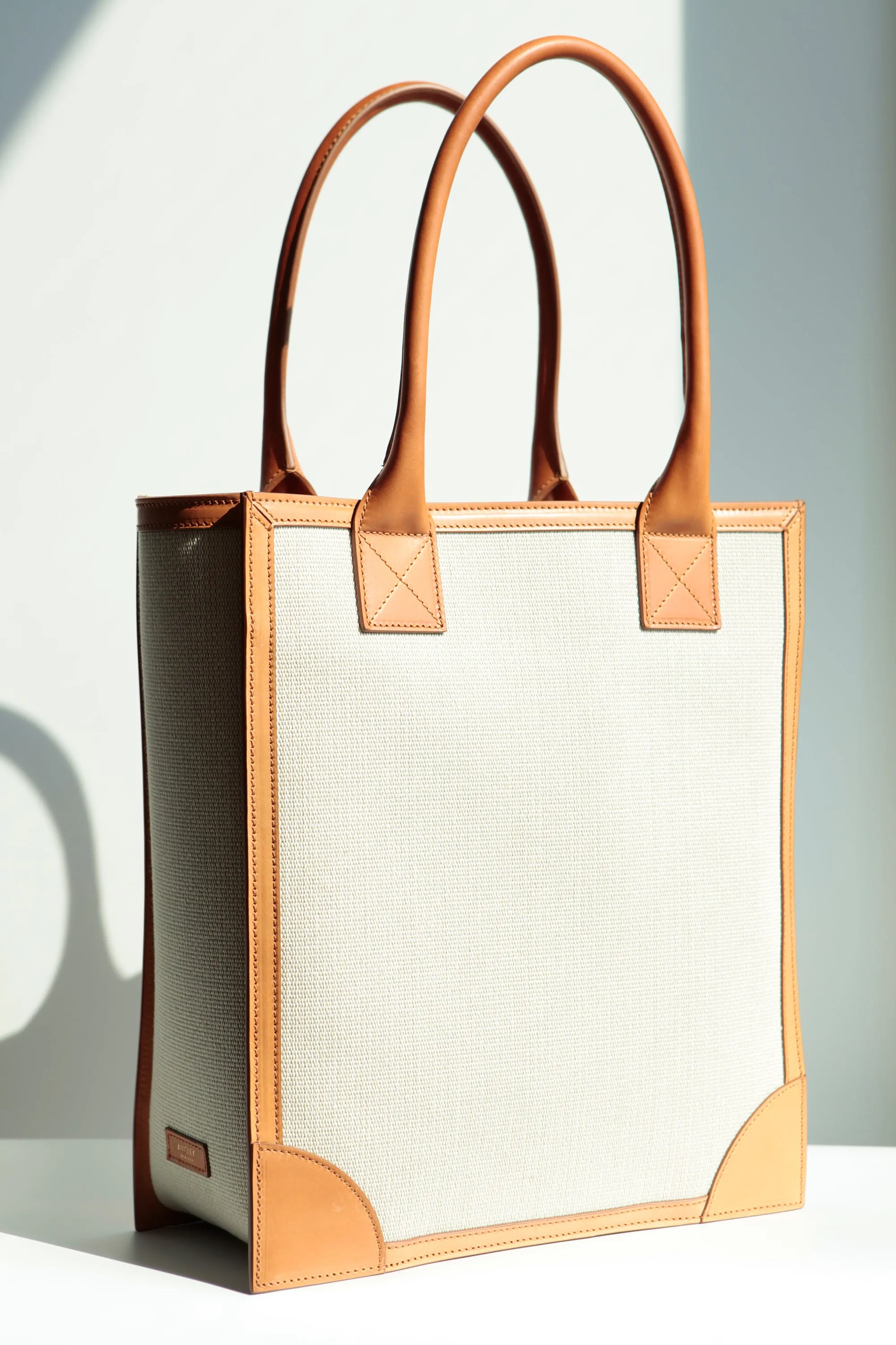 Duke Shopper Tote in Canvas