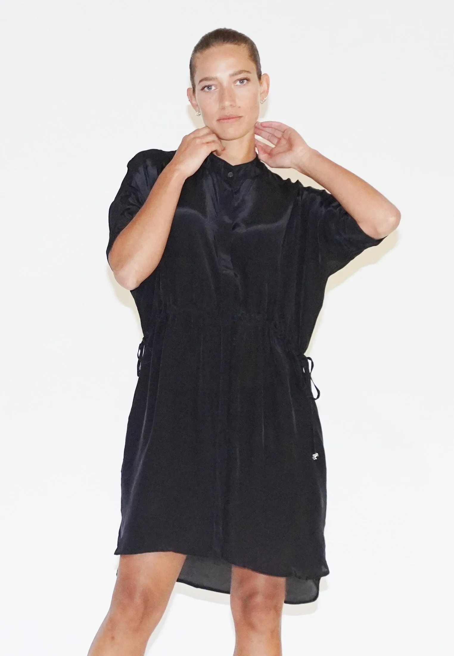 HIDDEN TUNIC BLACK