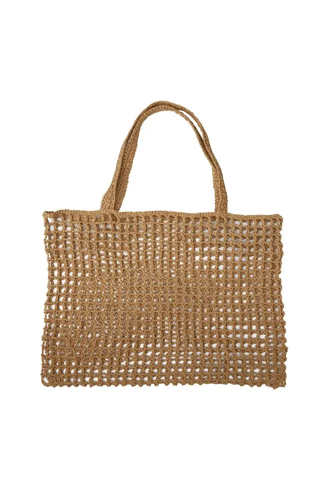 ITS THE LITTLE THINGS:  RAFFIA TOTE