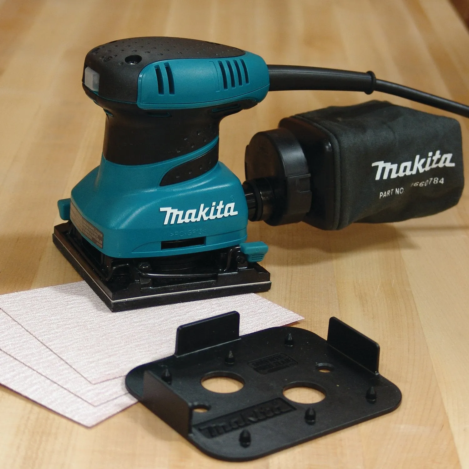 Makita (BO4556) 1/4 Sheet Finishing Sander