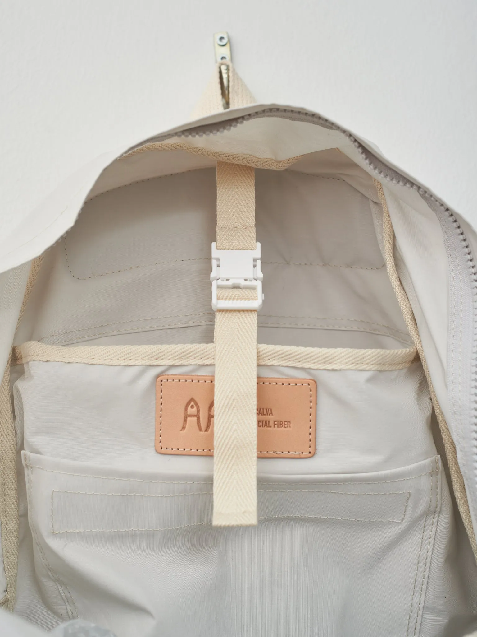 N/C Cloth Backpack - Ice