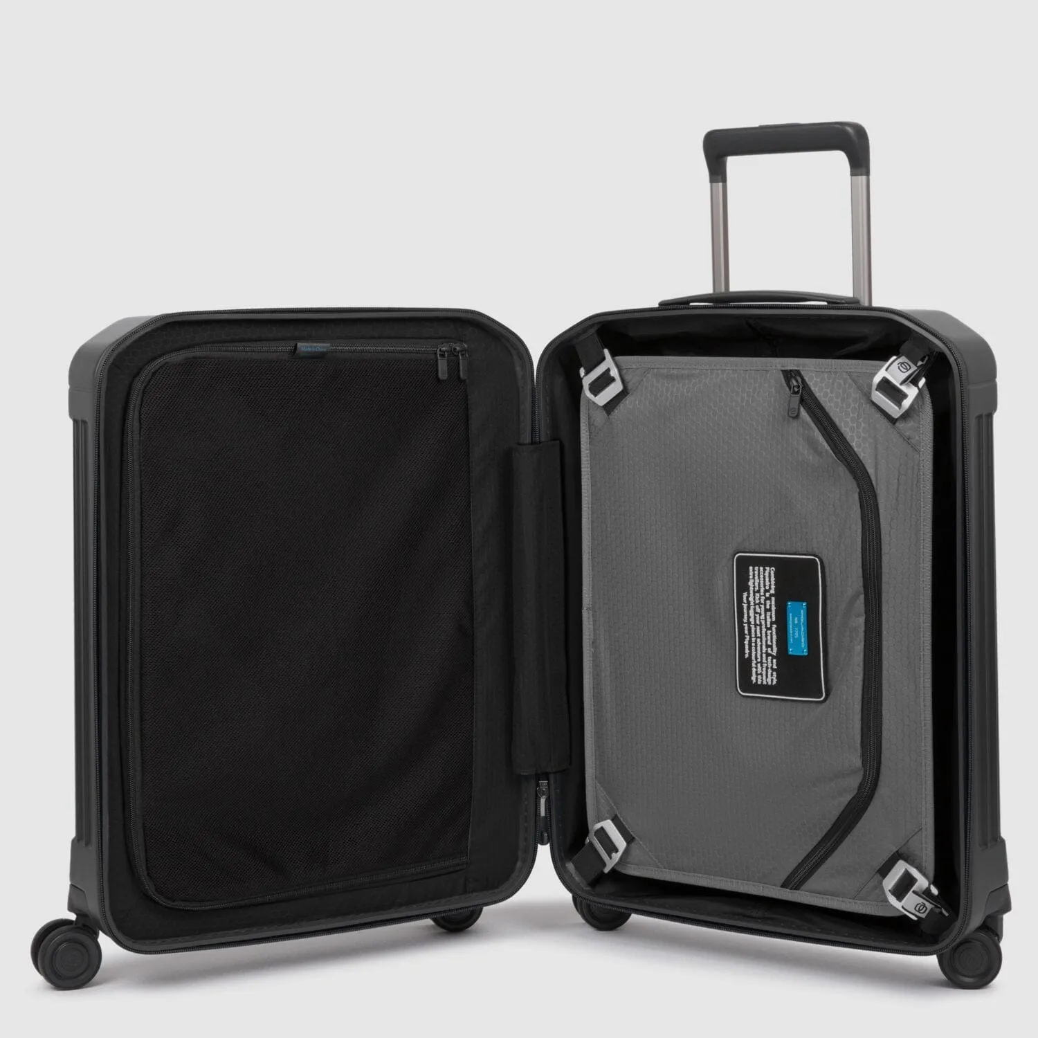 Piquadro Pq-Light 55Cm Ultra Slim Hardcase 4 Double Wheel Cabin Trolley Matt Black - Bv4425Pql/No